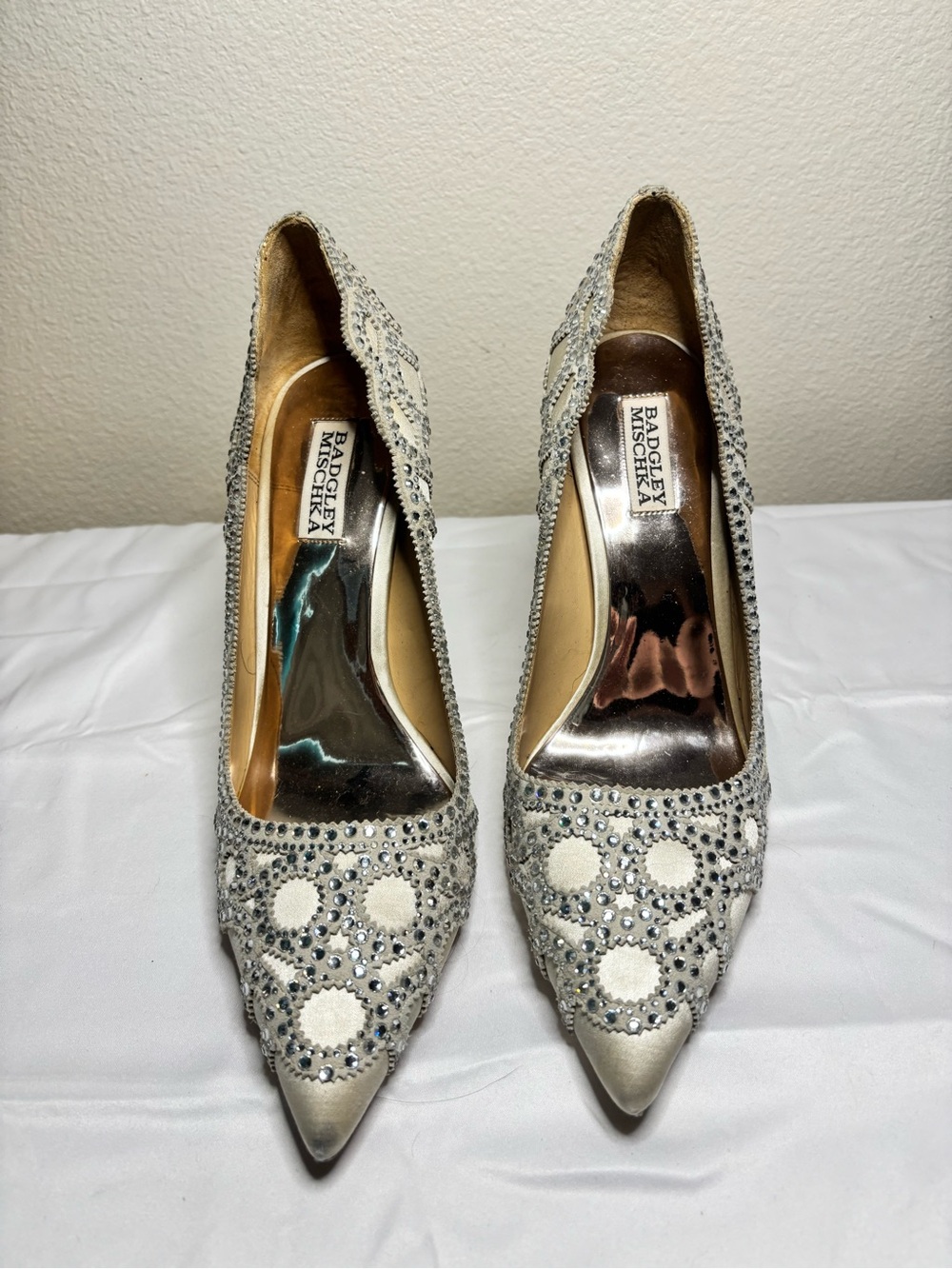 Badgley Mischka Silver Crystal-Embellished Pointed Pumps